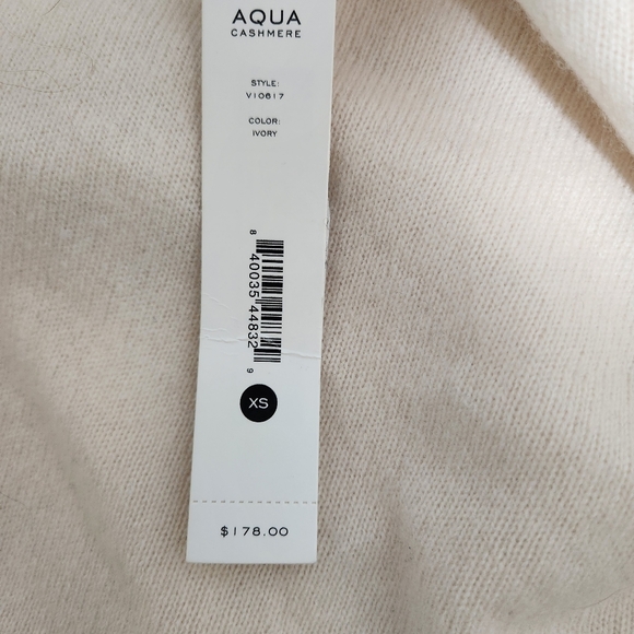 Aqua Cashmere incredible soft sweater - Picture 3 of 8